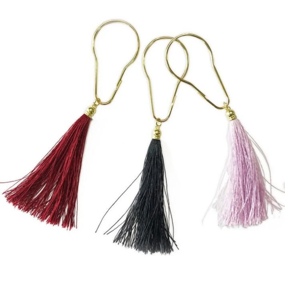NWT Wild Sage Erica Tassel Shower Hooks